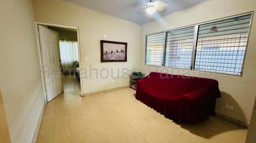 Venta de casa en Chanis * - Imagen 10