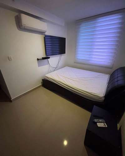 Hermoso Apartamento Amoblado en Pueblo Nuevo! - Imagen 4