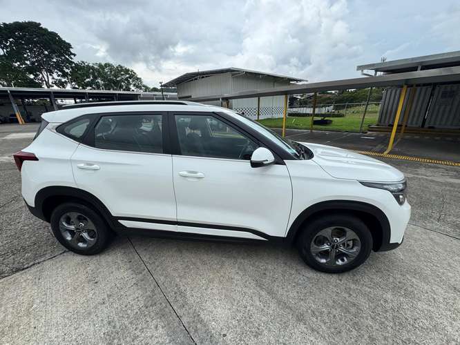 KIA SELTOS 2024 - Imagen 10