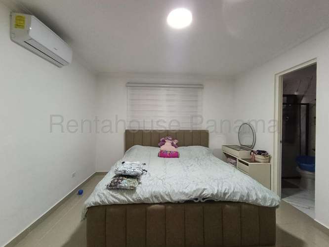 VENDO Casa Remodelada con PISCINA en Brisas del Golf. 367m2 MAG