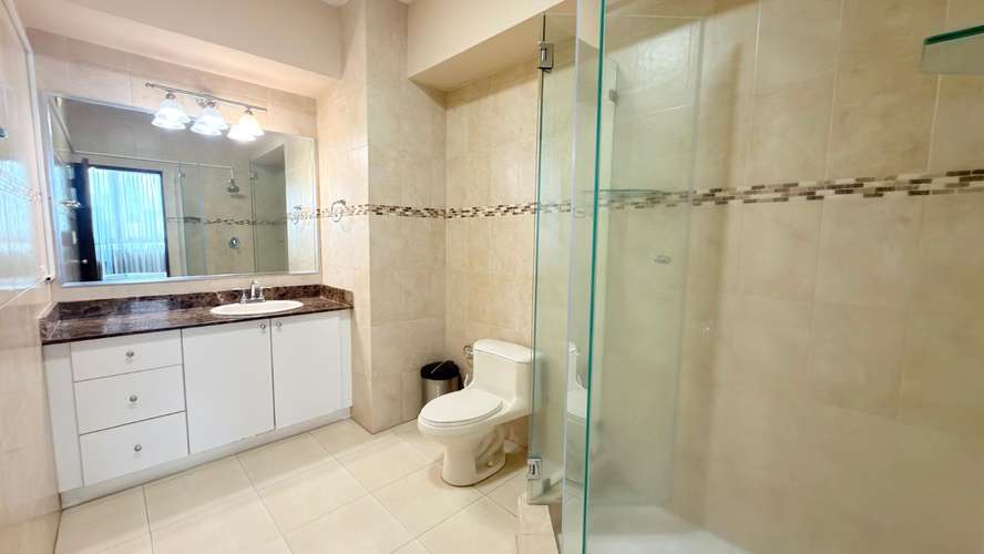 Apartamento de 1 recámara en PH Grandbay, Ave. Balboa con balcón - Imagen 5
