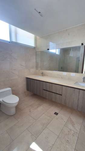 Panorama. 192mts 3r 3.5b cbs 2est cbs $425,000.00NEG