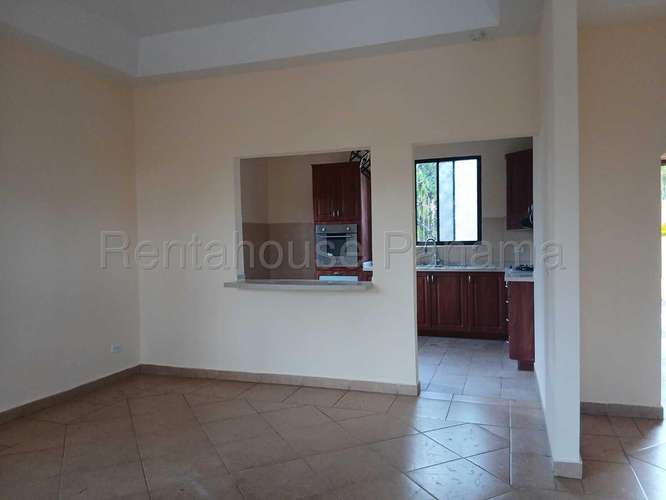 Se Alquila Casa en Villa Zaita EH - Imagen 5