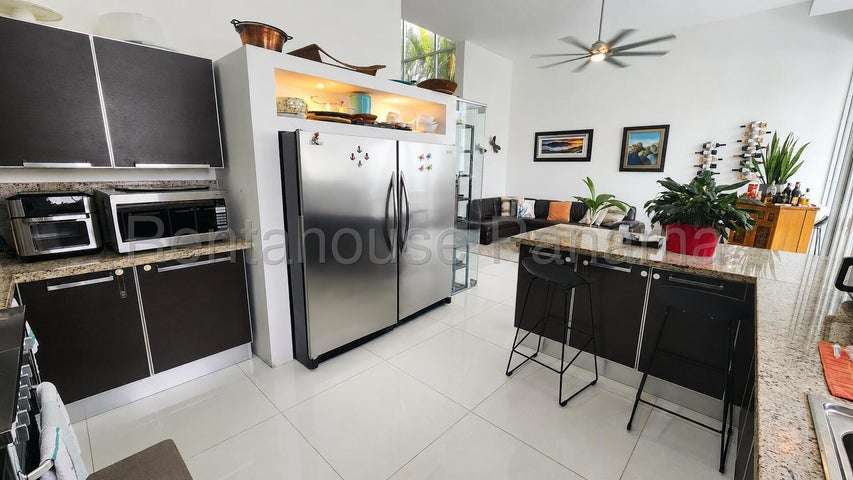 Casa en venta en PH Bianco Loft, Altos del Golf IH27-960