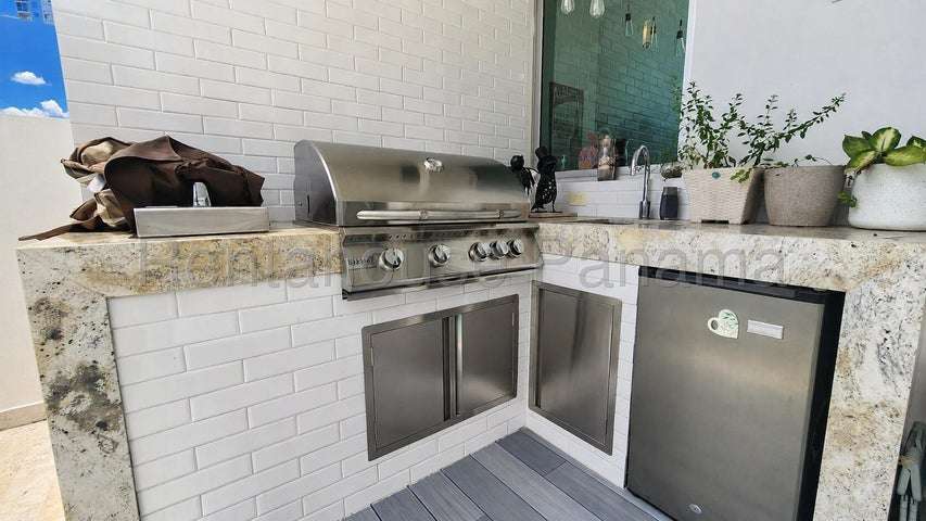 Casa en venta en PH Bianco Loft, Altos del Golf IH27-960