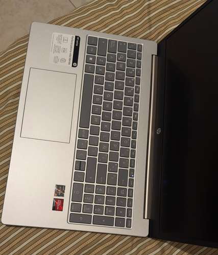 Laptop HP - Imagen 2