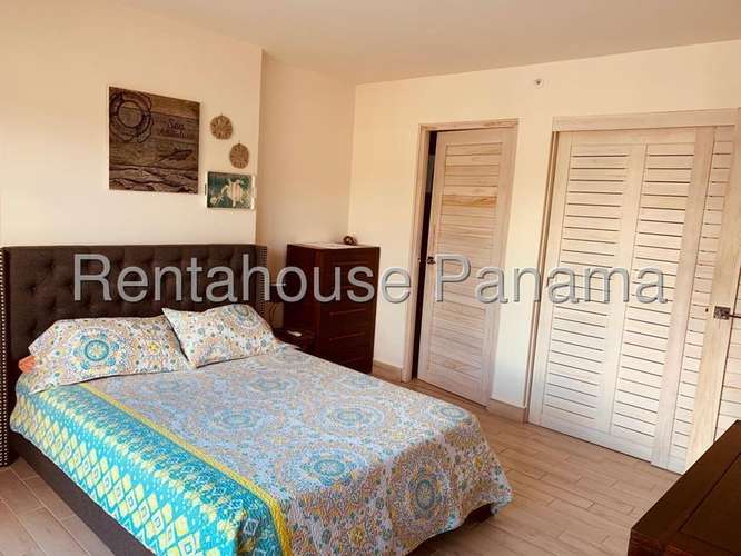 Apartamento de 2 recámaras en Playa Caracol con piscina y seguridad 24 horas - Imagen 7