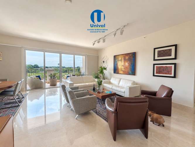 Venta en PISO BAJO de Apartamento en Santa María - P.H. The Reserve - Imagen 3
