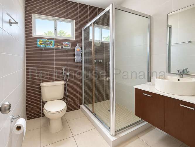 Venta de Casa en Paseo del Norte – Augusta - Imagen 18