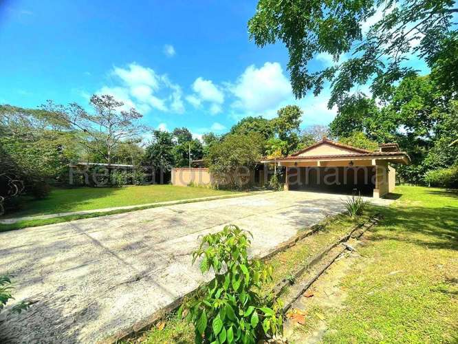 Venta de Casa en Las Cumbres – Casa