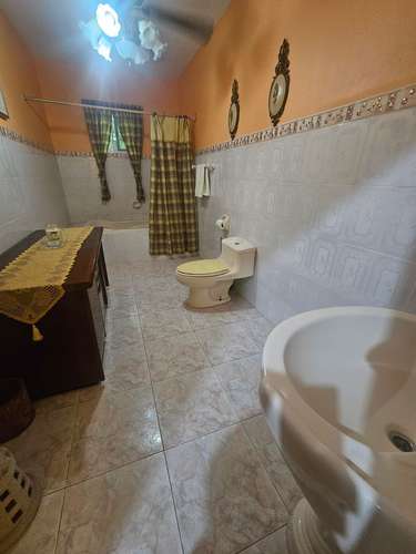 2 Hectáreas de Terreno con Residencia Estilo Villa, Ideal para Inversión Recreacional - Imagen 11