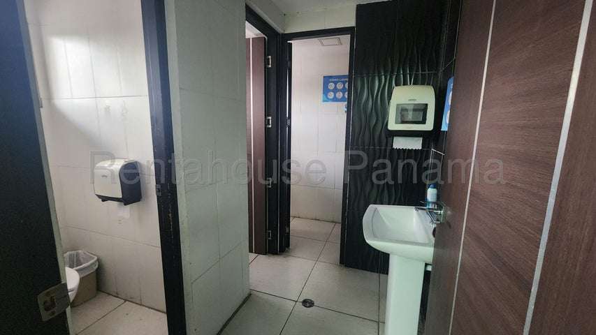 Alquiler casa comercial en El Dorado IH27-958