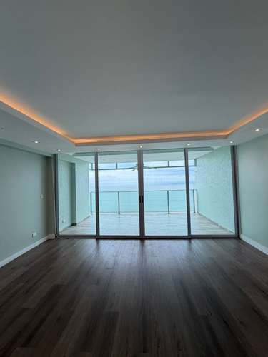 Hermoso Apartamento Remodelado en San Francisco! PH Terrasol!