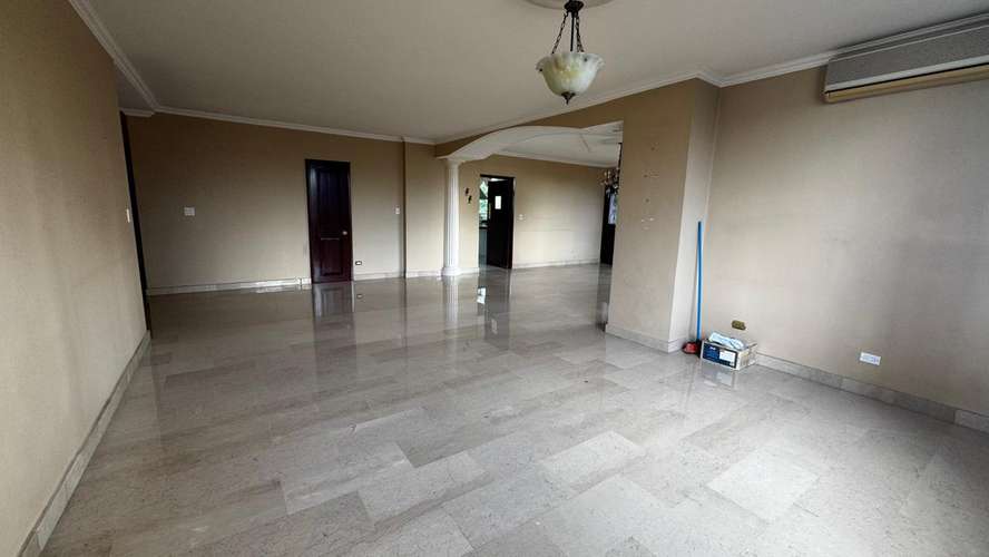 Venta Apartamento en Bella Vista Torre Cerromar - Imagen 9