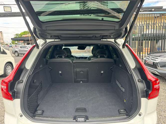 Volvo XC60 2018 - Imagen 14
