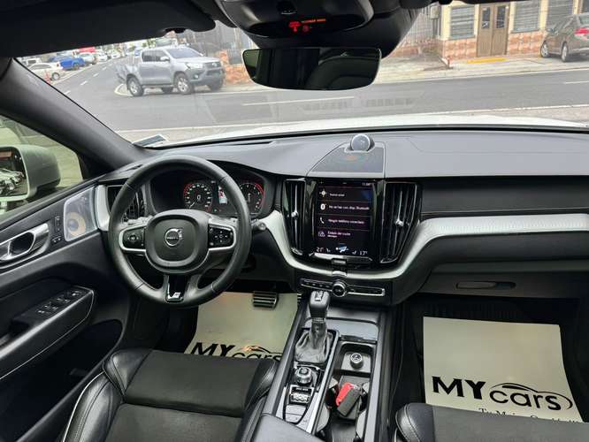 Volvo XC60 2018 - Imagen 12