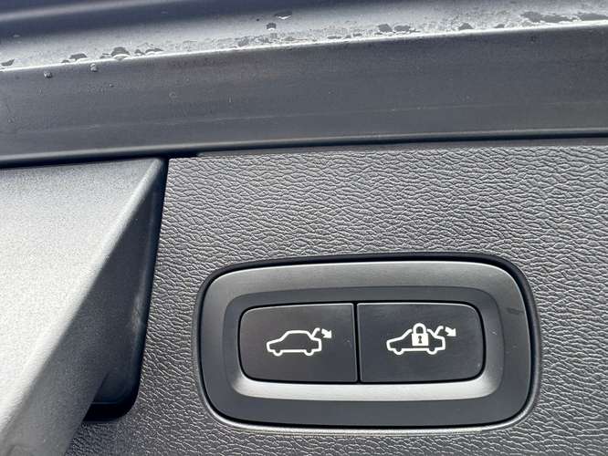 Volvo XC60 2018 - Imagen 17