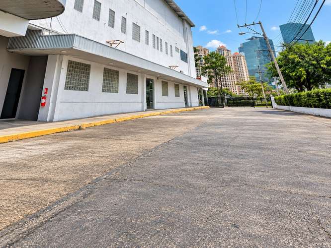 EDIFICIO COMERCIAL EN ALQUILER EN VÍA ISRAEL PRESENCIA Y EXPOSICIÓN PARA TU EMPRESA - Imagen 7