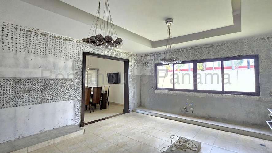 Casa en Venta en Costa del Este 27AECC3037