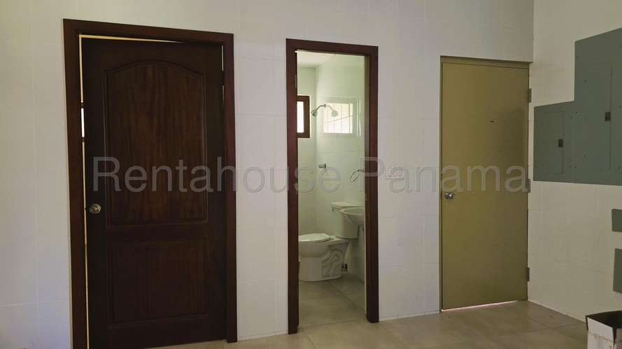 Casa en Venta en Clayton 27AECC3033