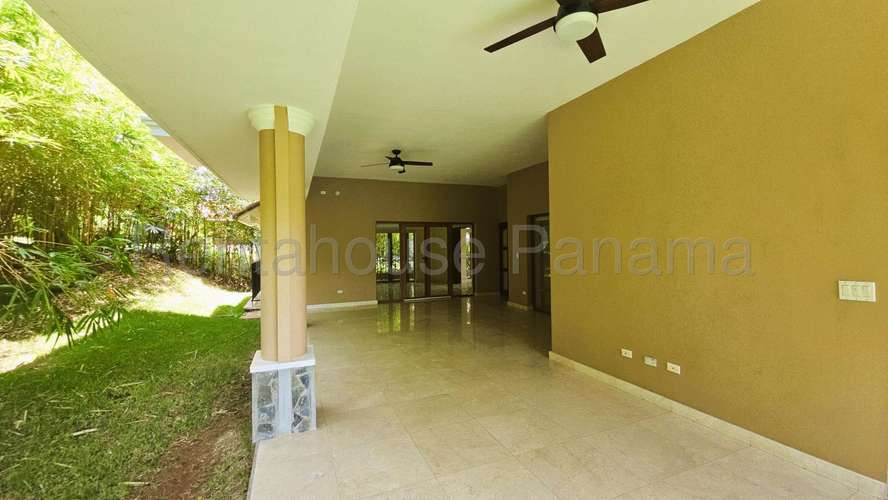 Casa en Venta en Clayton 27AECC3033