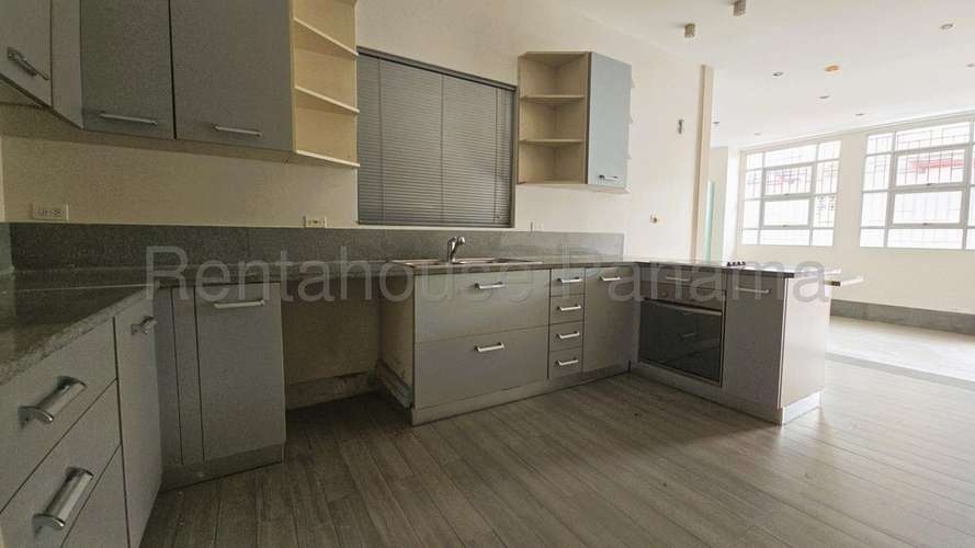 Apartamento en Venta Casco Antiguo 27EPP3013