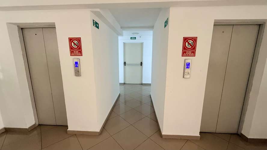 C25116 SE VENDE AMPLIO APARTAMENTO EN LA PULIDA RIO ABAJO
