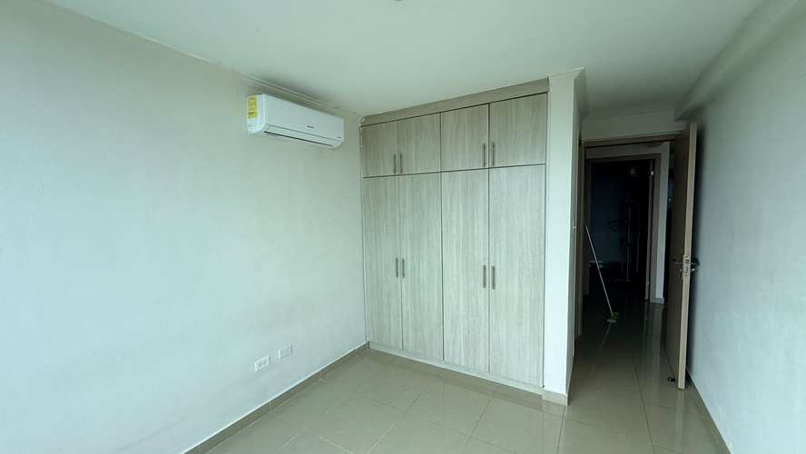 C25116 SE VENDE AMPLIO APARTAMENTO EN LA PULIDA RIO ABAJO