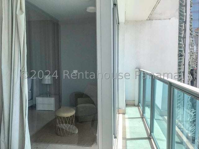 Se alquila apartamento amoblado en Avenida Balboa GCEA26-90