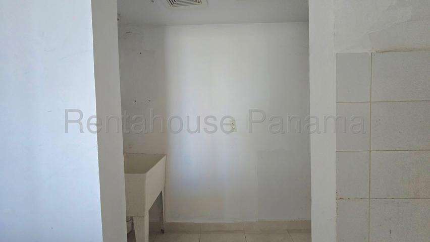 Apartamento en Venta Parque Lefevre 27EPP3064