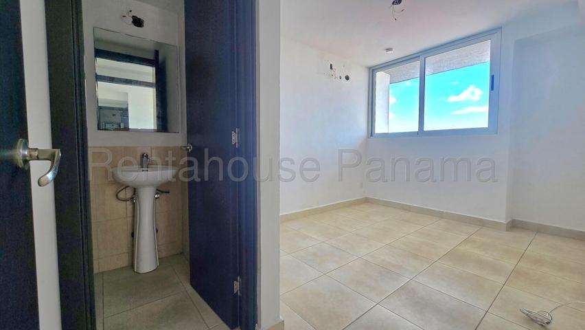 Apartamento en Venta Parque Lefevre 27EPP3064