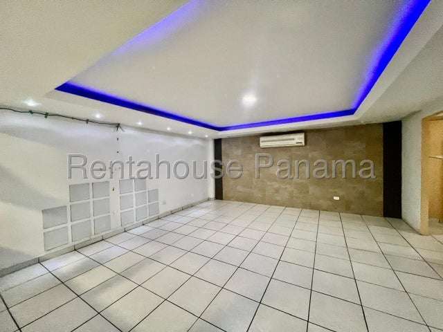 Vendo casa duplex Condado del Rey, Panama 26GC8565 porton electrico
