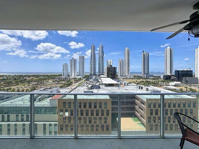 Venta de apartamento en Costa del este PH Latitude