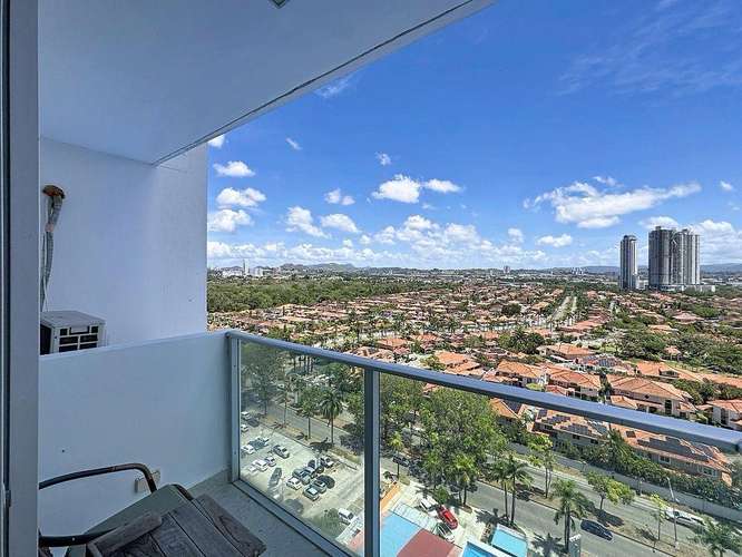 Venta de apartamento en Costa del este PH Latitude
