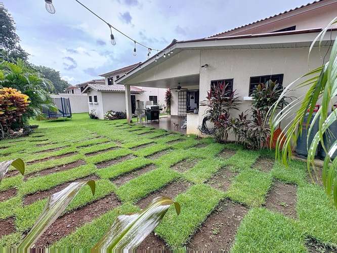 Venta de Casa en Costa Verde – PH Sunset Hills - Imagen 2