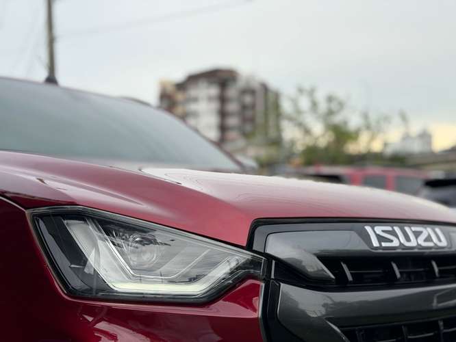 Isuzu Dmax 2023 - Imagen 9