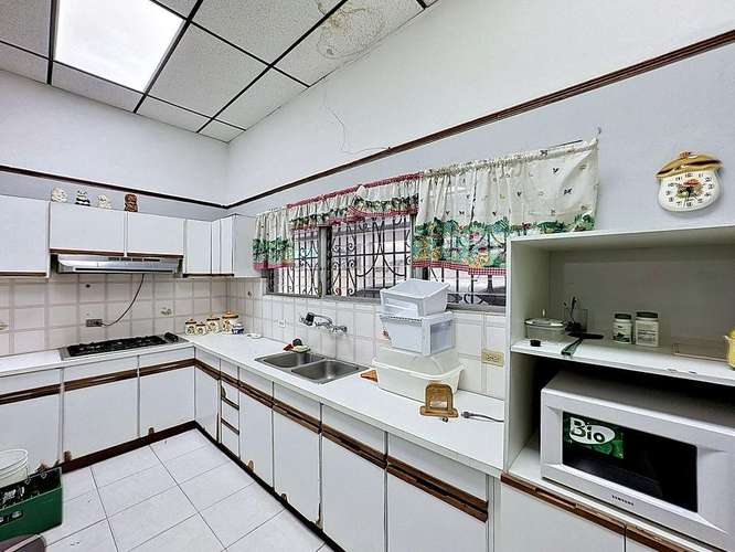 Venta de casa / propiedad comercial en Vía España - Imagen 9