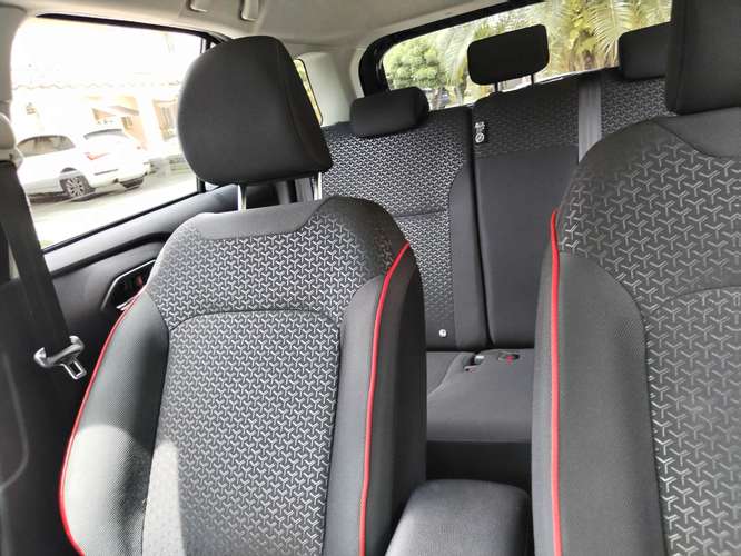 Toyota Raize 2026 Automático 1.2L - Negro Metálico
