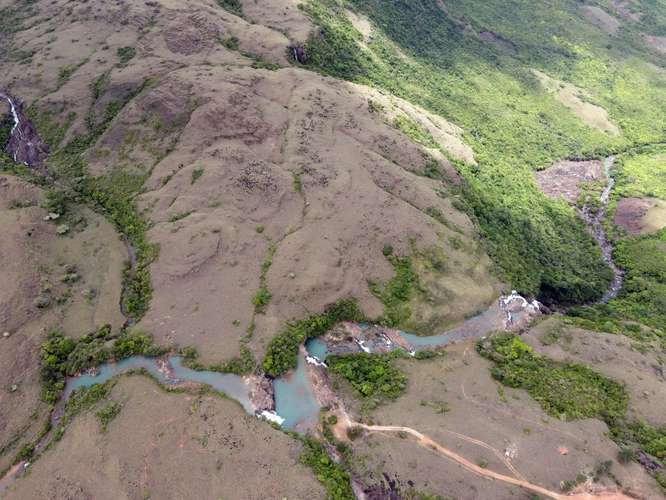 Terreno con Cascadas en Santa Fe Panamá