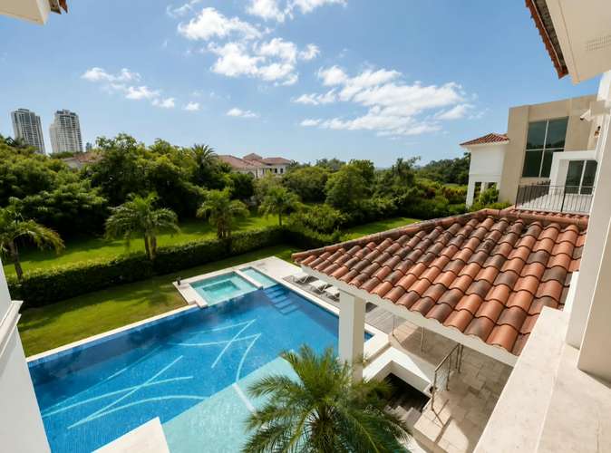Lujosa residencia de 4 habitaciones en Santa María: 650 m² de confort y exclusividad, amueblada con piscina - Imagen 8