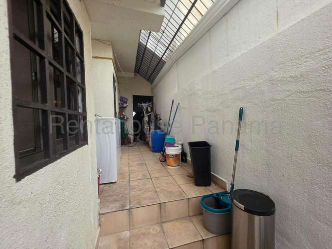 Casa en Venta en Condado del Rey 27AECC2837