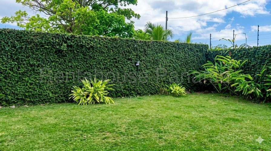 Venta de casa en Quintas de Versalles 27MVCH6454
