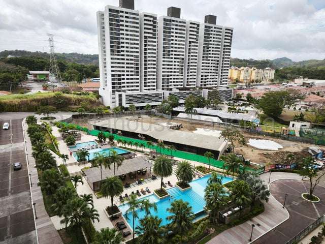 Venta de apartamento Condado del Rey, Panamá 27GC324 con garita