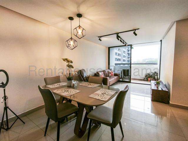 Venta de apartamento Condado del Rey, Panamá 27GC324 con garita