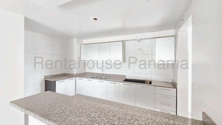 Venta de apartamento Condado del Rey, Panamaá 27GC1194 Reposeido