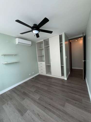 ALQUILER DE APARTAMENTO CON LINEA BLANCA EN SAN FRANCISCO CON VISTA AL MAR  - Imagen 18