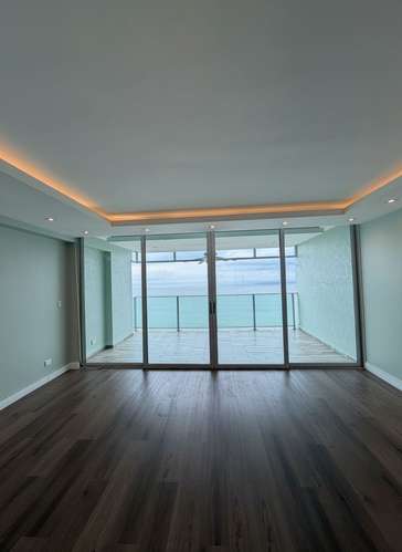 ALQUILER DE APARTAMENTO CON LINEA BLANCA EN SAN FRANCISCO CON VISTA AL MAR  - Imagen 3