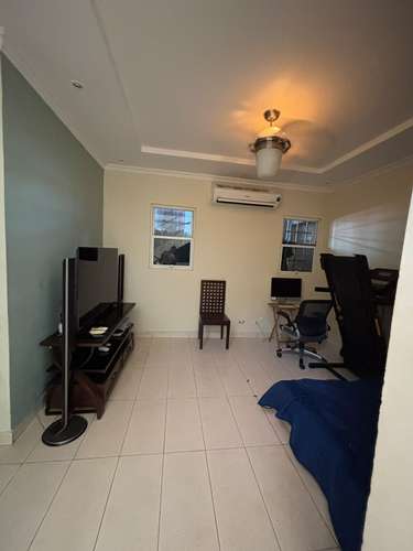 Casa en Venta – El Crisol, La Castellana – 4 Recámaras, 3.5 Baños – $200,000 - Imagen 7