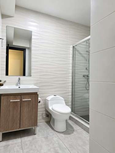 ALQUILER DE APARTAMENTO CON LINEA BLANCA EN CONDADO DEL REY  - Imagen 11