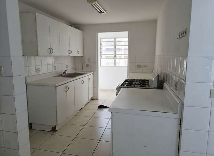 ALQUILER DE APARTAMENTO VACIO EN SAN FRANCISCO  